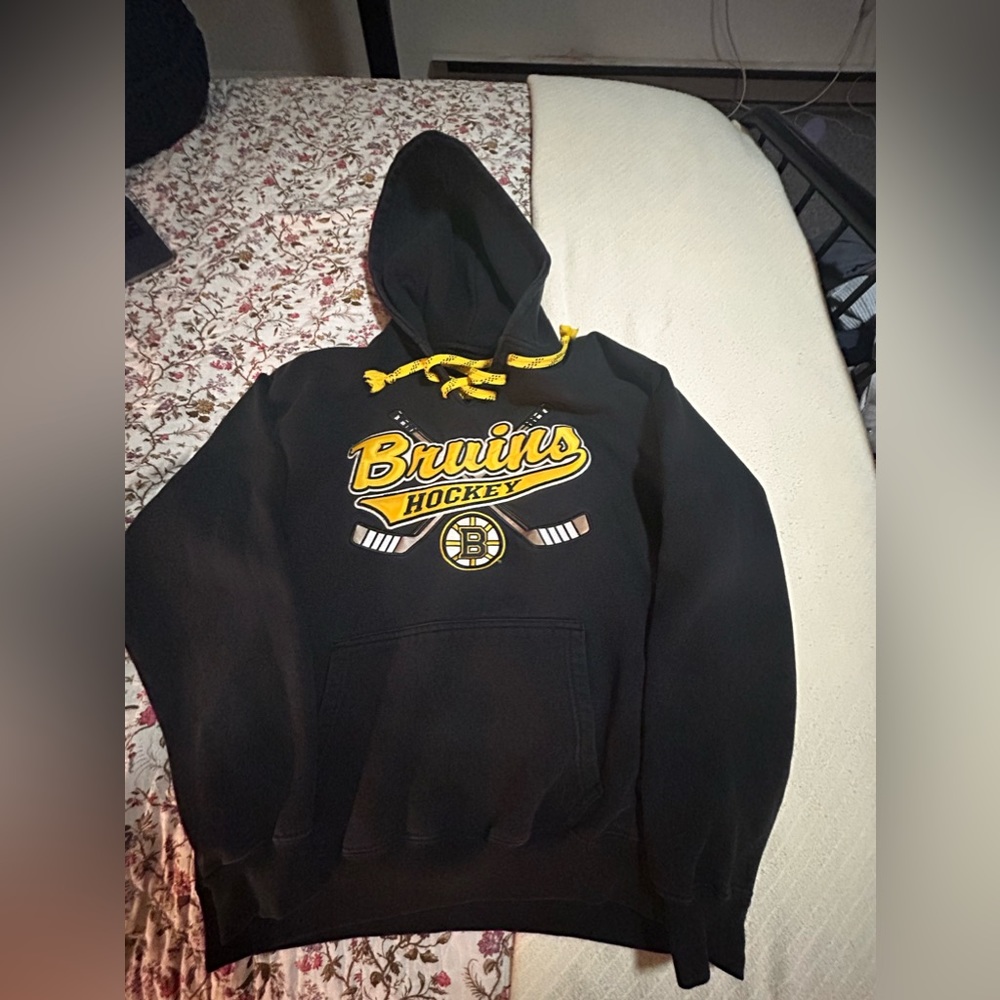 Vintage Oversized Bruins Hoodie